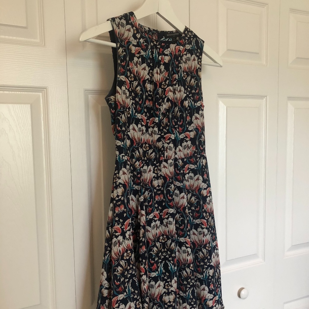 Banana Republic 00P Summer Dress